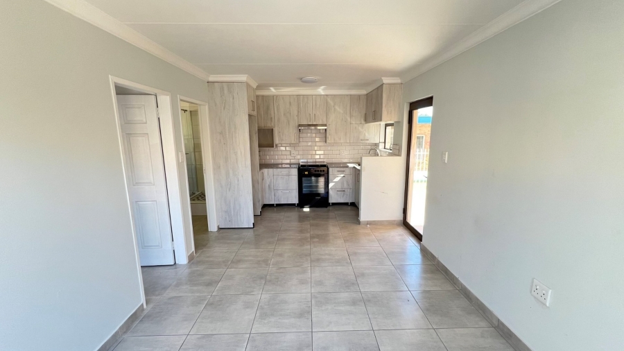 To Let 1 Bedroom Property for Rent in Langenhovenpark Free State